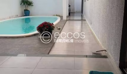 Casa à venda, 3 quartos, 1 suíte, 4 vagas, MILENIUM - ARAGUARI/MG