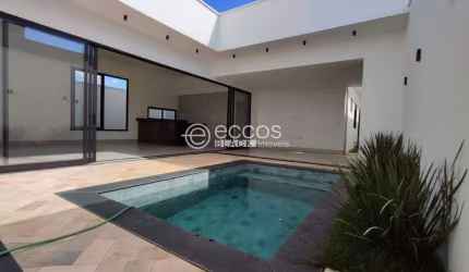 Casa à venda, 3 quartos, 3 suítes, 2 vagas, Novo Mundo - Uberlândia/MG