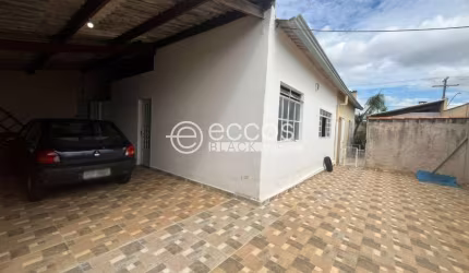 Casa à venda, 3 quartos, 2 suítes, 7 vagas, Pacaembu - Uberlândia/MG
