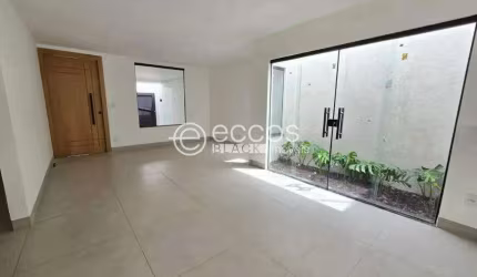 Casa à venda, 3 quartos, 1 suíte, 2 vagas, Cidade Jardim - Uberlândia/MG