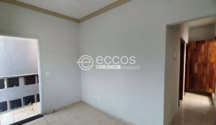 Casa em condomínio para aluguel, 2 quartos, 1 vaga, Nossa Senhora da Abadia - UBERABA/MG