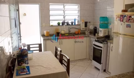 Sobrado  para Venda no bairro Vila Irmãos Arnoni, 3 Quartos, 1 suíte, 2 vagas, 140 m²