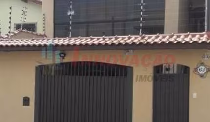 Casa Assobradada  para Venda  3 dorm, 1 suíte, 3 vagas, 203 m, 220 mts m