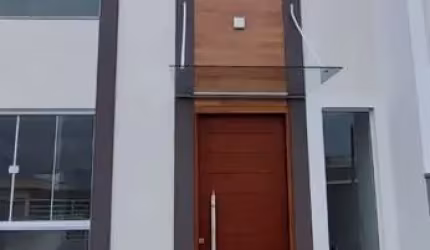 Sobrado com 3 dormitórios à venda, 100 m² - Meia Praia - Navegantes/SC