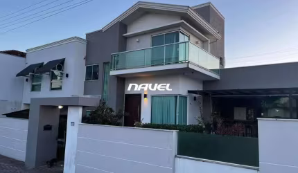 Residência de Alto Padrão em Navegantes – Quadra Mar