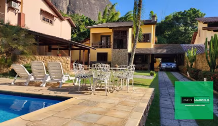 CASA COLONIAL Á VENDA, 5 QUARTOS, PISCINA, ÁREA GOURMET, EDÍCULA, 5 VGAS - TAQUARA