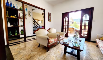 CASA DUPLEX COLONIAL À VENDA, 3 QUARTOS, 1 SUÍTE + EDÍCULA - TAQUARA