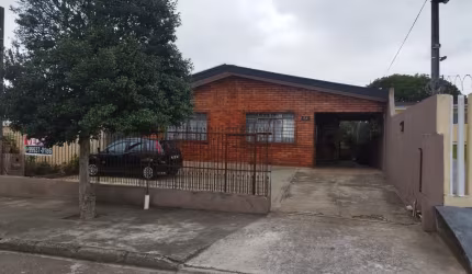 RC Imóveis vende - Casa no Sítio Cercado