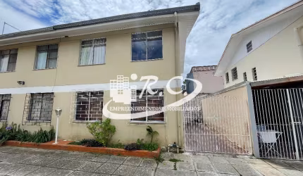 RC Imóveis vende sobrado no Alto Boqueirão
