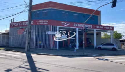 RC Imóveis aluga parte superior de sobrado comercial no Sitio Cercado