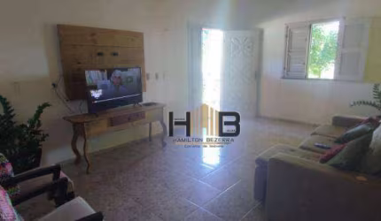 Casa Plana com terreno de 900m² todo arborizado com 2 dormitórios à venda, 170 m² por R$ 360.000 - Morro Branco - Beberibe/CE