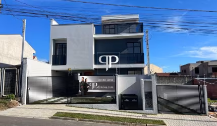 Sobrado com 3 dormitórios à venda, 229 m² por R$ 830.000,00 - Atuba - Curitiba/PR