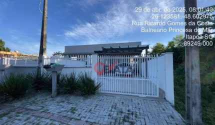 Casa com 2 dormitórios à venda, 89 m² por R$ 470.000,00 - Princesa do Mar - Itapoá/SC