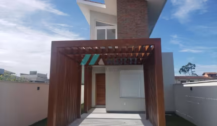 Casa à venda no bairro Campeche - Florianópolis/SC