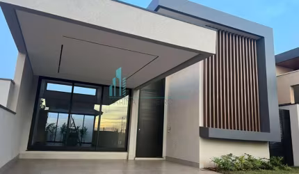 Excelente Casa de condomínio