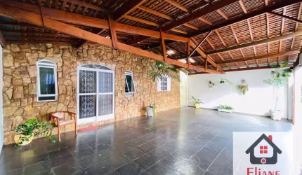 Casa com 3 dormitórios à venda, 143 m² por R$ 600.000,00 - Jardim García - Campinas/SP