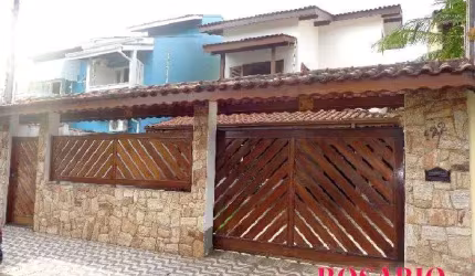 Sobrado Perequê-Açú próximo a praia