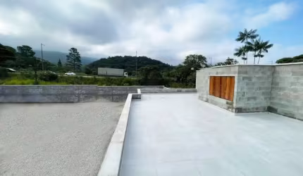 Área Comercial Frente Rodovia em Caraguatatuba - Capricórnio II