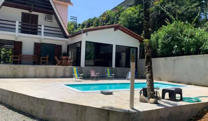 Casa vista mar na praia de Santa Rita-Ubatuba-SP