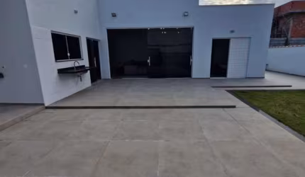 Casa de Alto Padrão disponível pra locação temporária