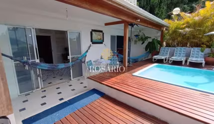 Apartamento Mobiliado Pé na Areia Frente Mar em área central de Ubatuba