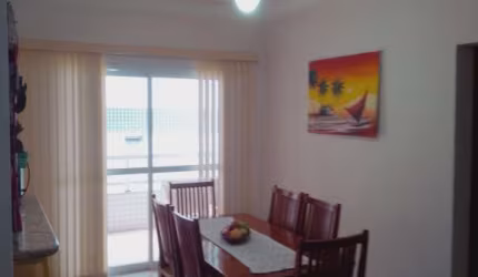 APARTAMENTO COM 3 DORMITÓRIOS NA PRAIA GRANDE.