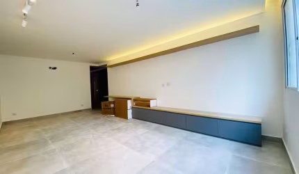 Apartamento com 3 dormitórios à Venda no Gonzaga, em Santos - SP