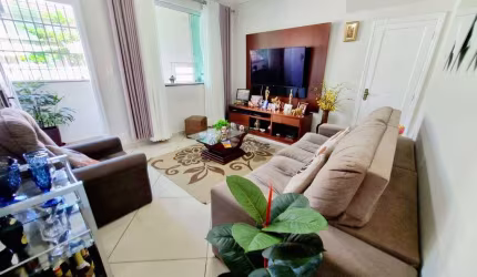 Sobreposta Baixa com 2 dormitórios, À VENDA, no Boqueirão