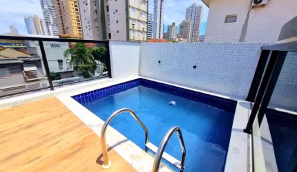 Sobrado Triplex com 3 dormitórios, A VENDA no Embaré.