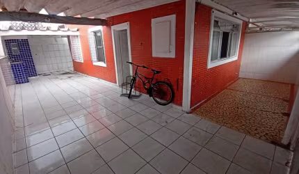 Casa com 2 dorms, Mirim, Praia Grande