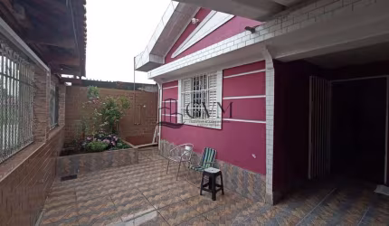 Casa com 2 dorms, Caiçara, Praia Grande