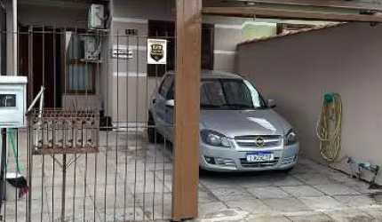 Casa com 2 quartos à venda na Rua José Pereira de Andrade, 125, Morada do Bosque, Cachoeirinha por R$ 244.000