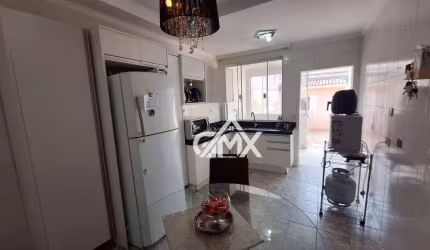 Casa com 4 dormitórios à venda, 140 m² por R$ 700.000,00 - Vila Larsen 1 - Londrina/PR