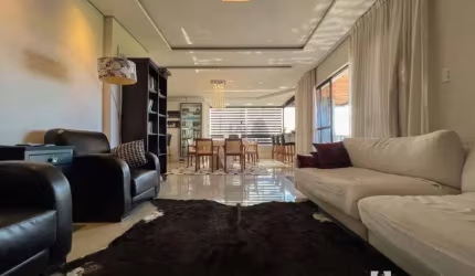 Apartamento semimobiliado com 4  suítes no Centro de Itajaí
