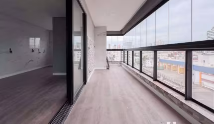 Apartamento com 3 suítes no Centro de Itajaí