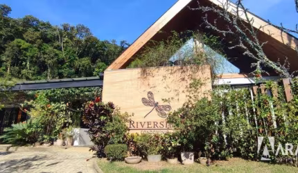 Terreno em condomínio fechado com 488 m² em Itajaí