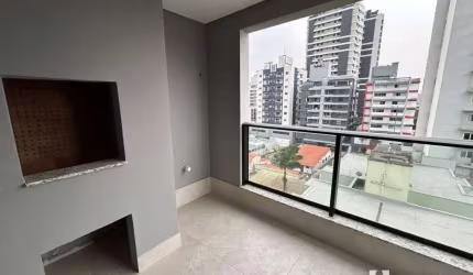 Apartamento novo com 2 suítes no Centro de Itajaí