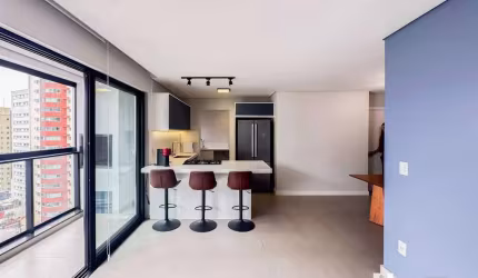 Apartamento semi mobiliado com 3 suítes no bairro Fazenda em Itajaí