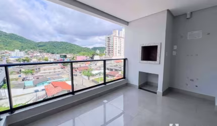 Apartamento com 1 suíte e 1 dormitório no bairro Fazenda em Itajaí