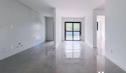 Apartamento com 1 suíte e 1 dormitório no bairro Fazenda em Itajaí