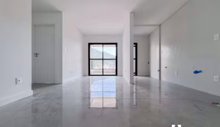 Apartamento com 1 suíte e 1 dormitório no bairro Fazenda em Itajaí