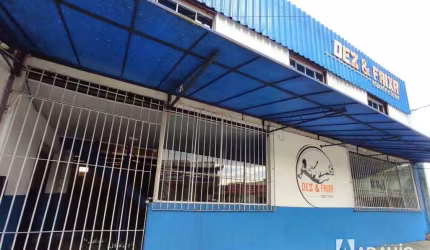 Galpão com 700m² no bairro Cordeiros em Itajaí