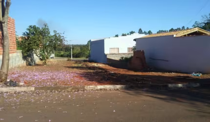 Terreno à venda no Centro, Holambra  por R$ 230.000