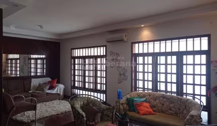 Casa com 5 quartos à venda no Jardim Leonor, Campinas , 135 m2 por R$ 1.300.000