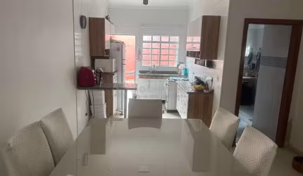 Casa com 2 quartos à venda no Jardim Leonor, Campinas , 80 m2 por R$ 485.000