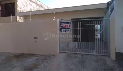 Casa com 3 quartos para alugar no Jardim Santa Genebra, Campinas , 127 m2 por R$ 3.800