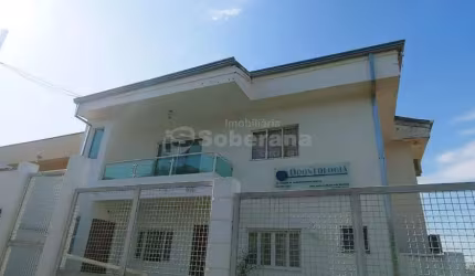 Casa com 2 quartos para alugar na Vila Nogueira, Campinas , 90 m2 por R$ 2.800