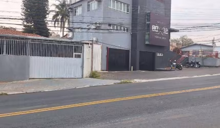 Casa à venda em Campinas, Taquaral