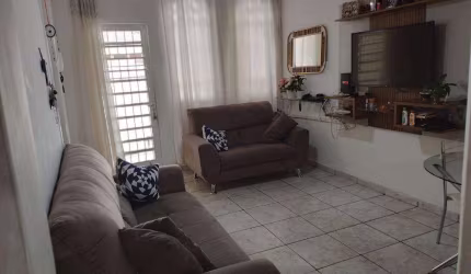 Casa à venda em Campinas, Jardim Bonfim, com 2 quartos, com 61.42 m²