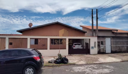 Casa à venda no bairro Jardim Aeroporto em Campinas/SP